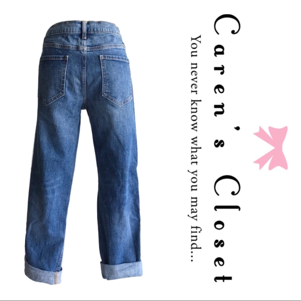 Gap Droit Distressed Jean - Picture 3 of 4